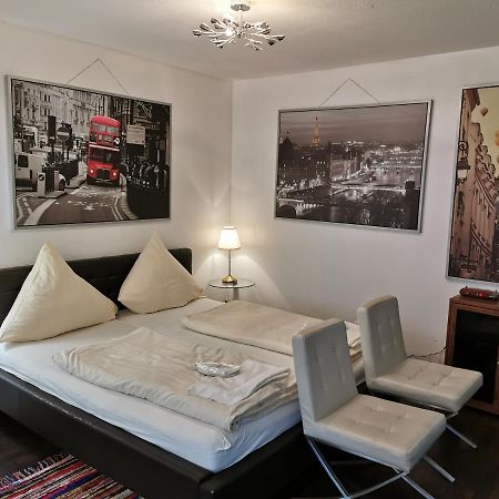 Kn Kahtan Boarding House Appartement München Buitenkant foto