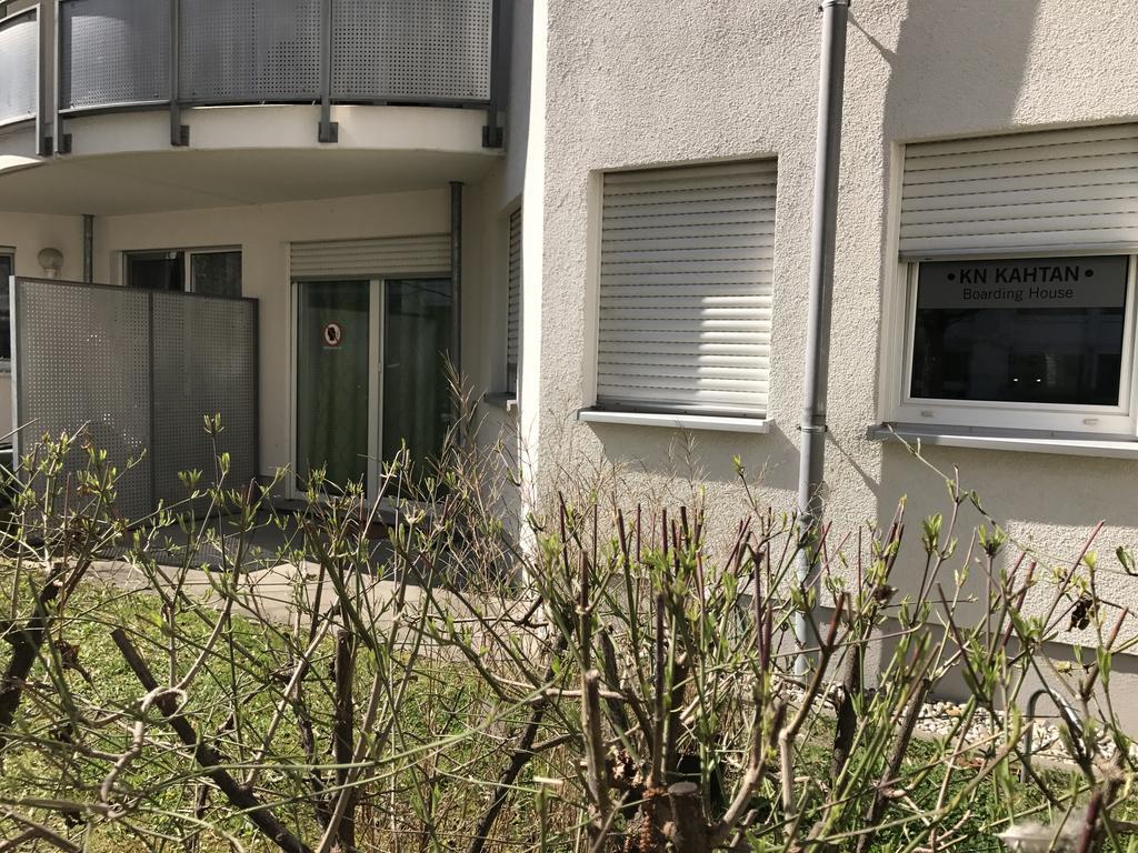 Kn Kahtan Boarding House Appartement München Buitenkant foto
