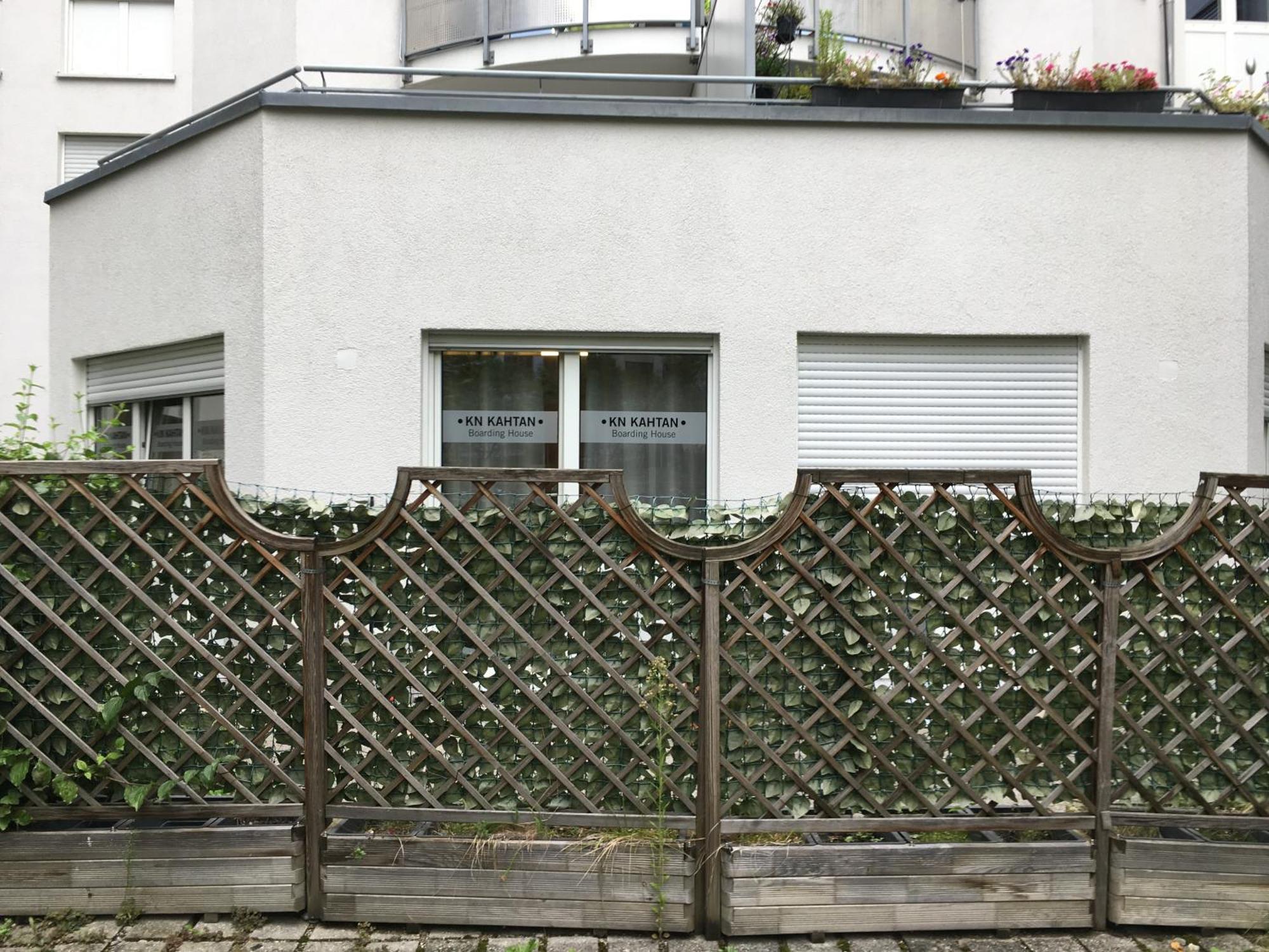 Kn Kahtan Boarding House Appartement München Buitenkant foto