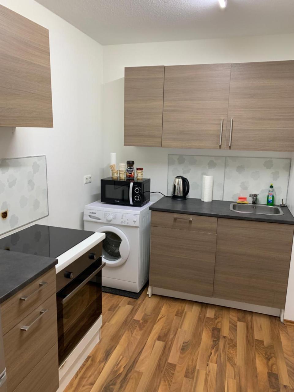 Kn Kahtan Boarding House Appartement München Buitenkant foto