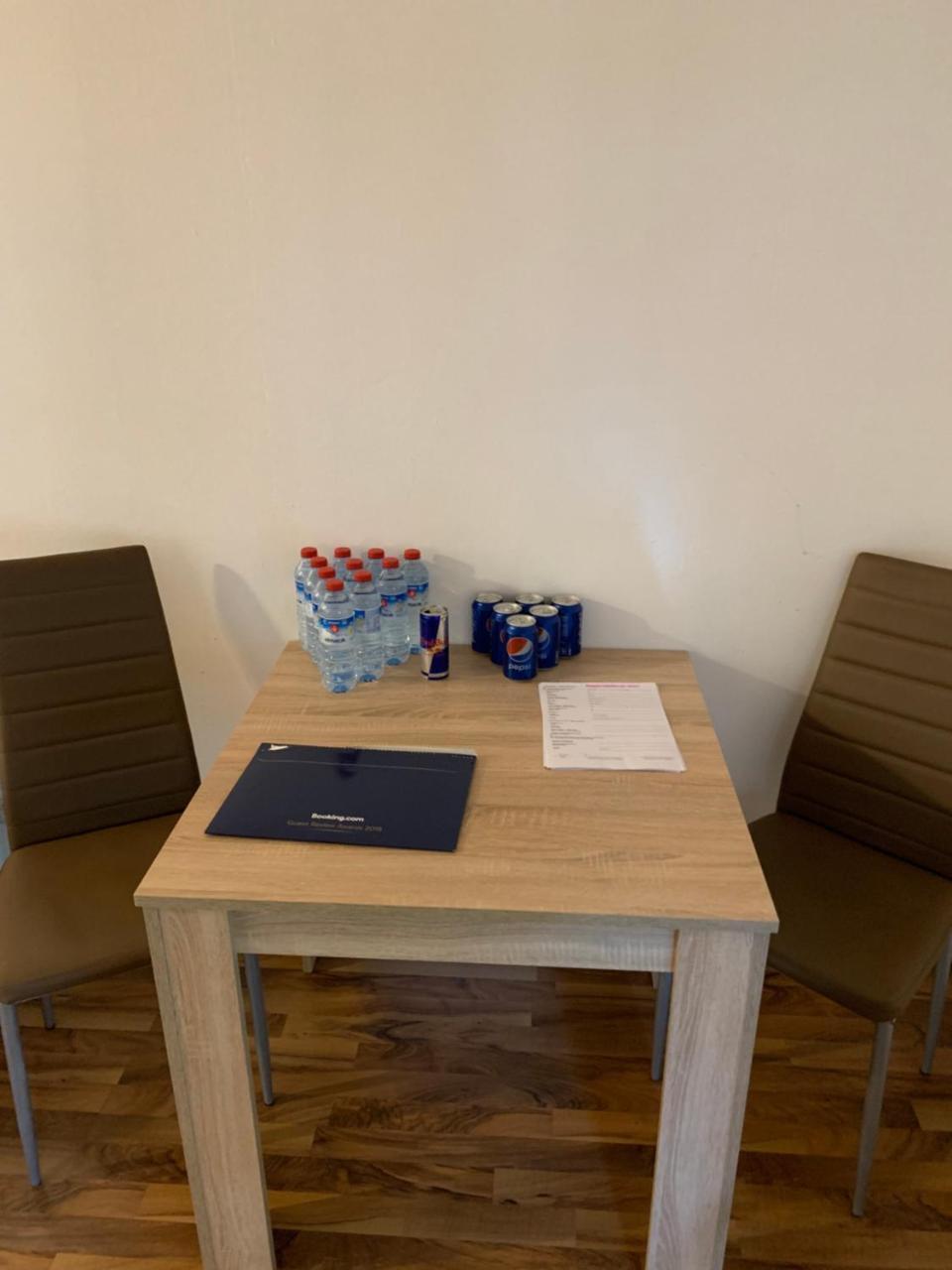 Kn Kahtan Boarding House Appartement München Buitenkant foto