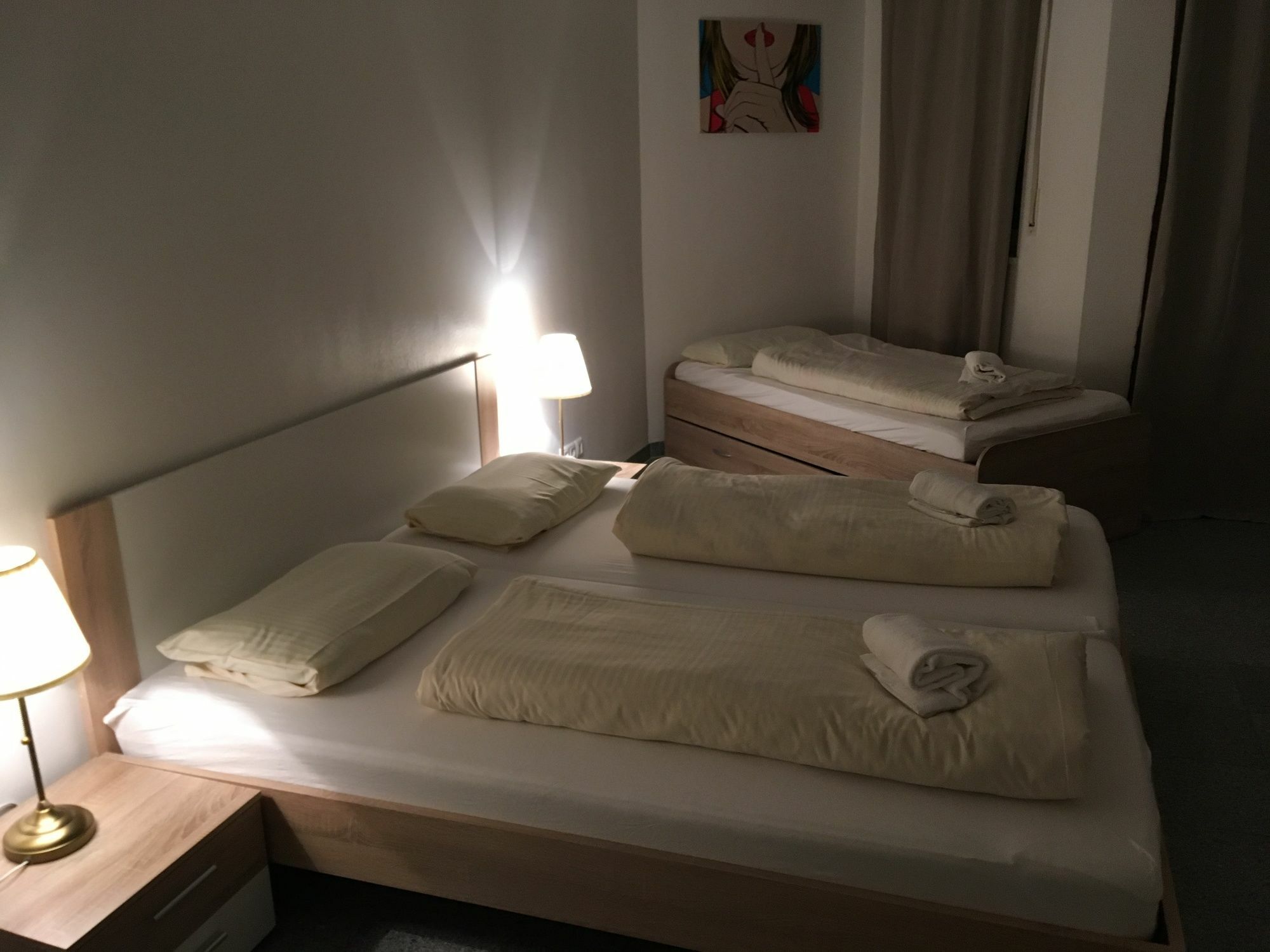 Kn Kahtan Boarding House Appartement München Buitenkant foto