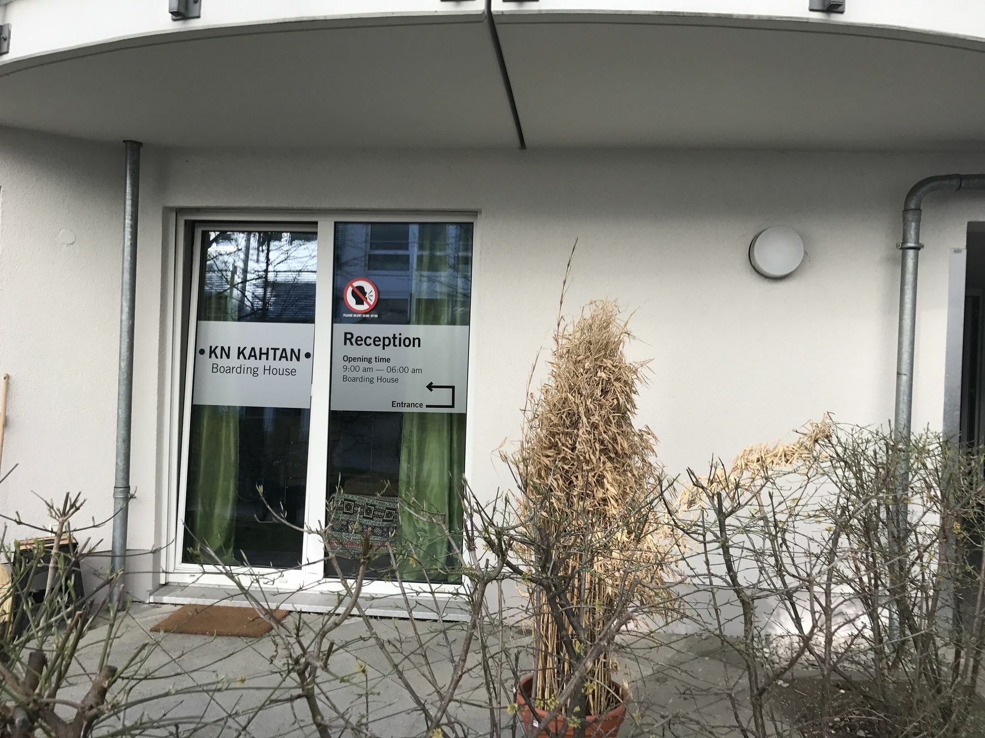 Kn Kahtan Boarding House Appartement München Buitenkant foto