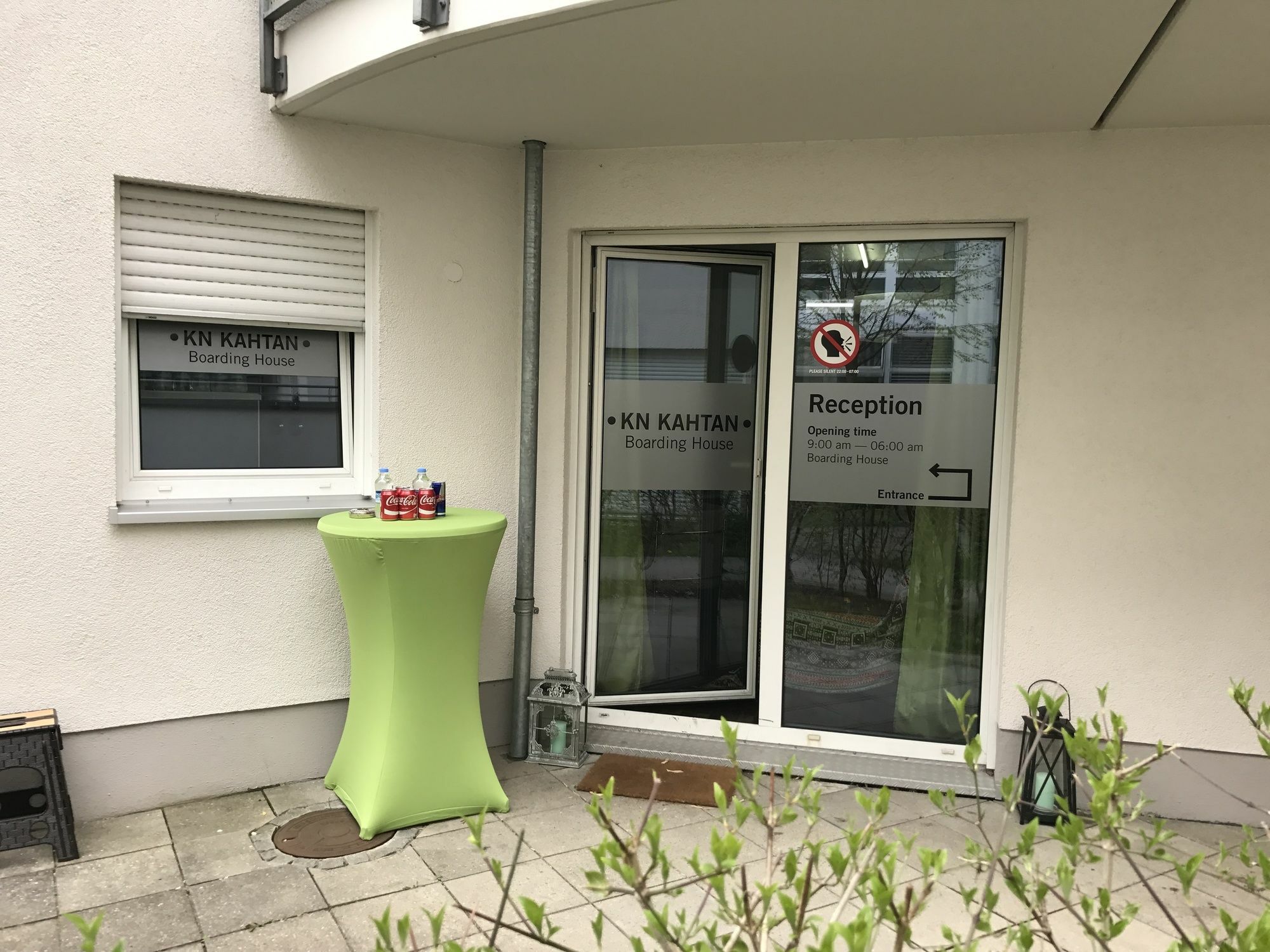 Kn Kahtan Boarding House Appartement München Buitenkant foto