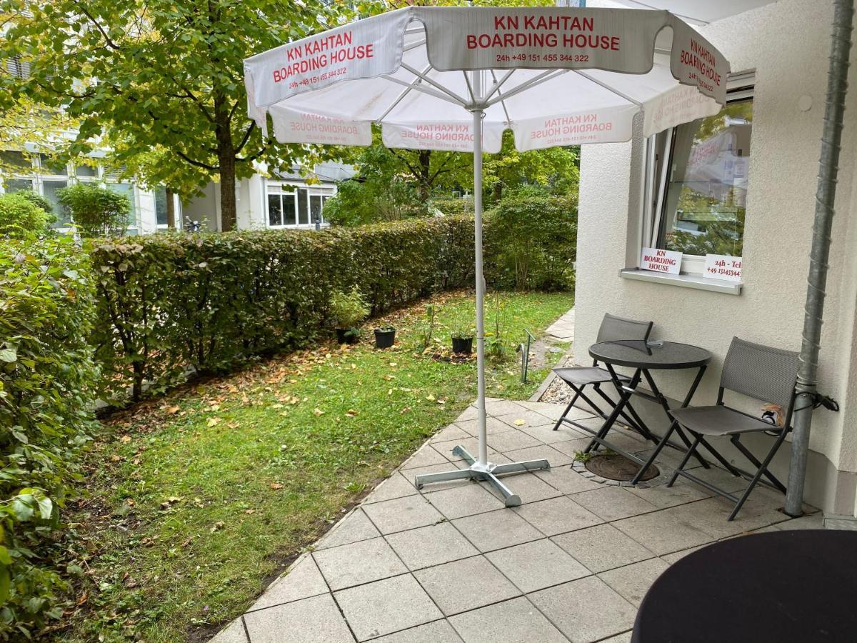 Kn Kahtan Boarding House Appartement München Buitenkant foto