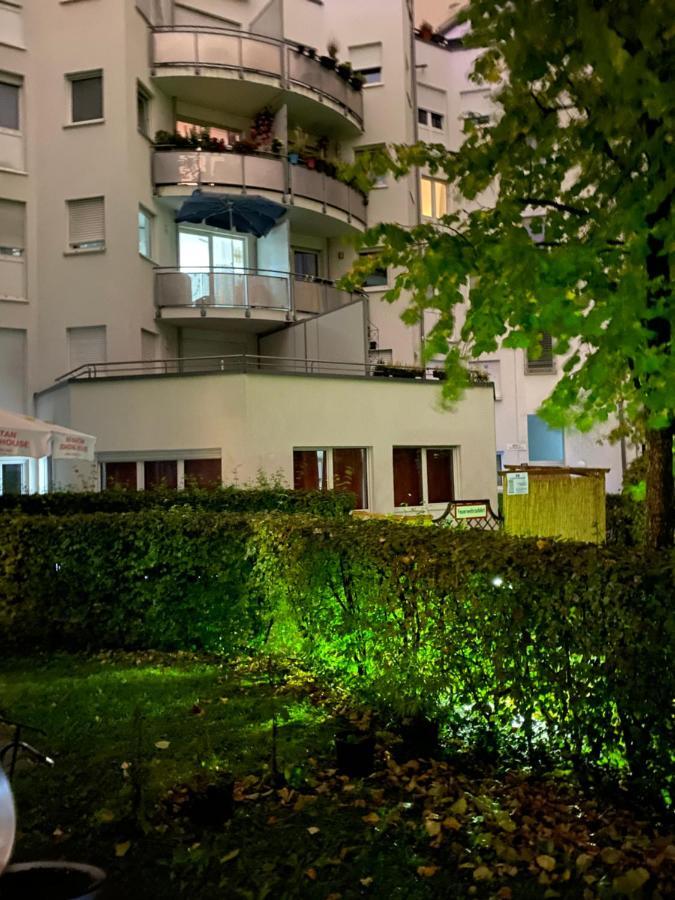 Kn Kahtan Boarding House Appartement München Buitenkant foto