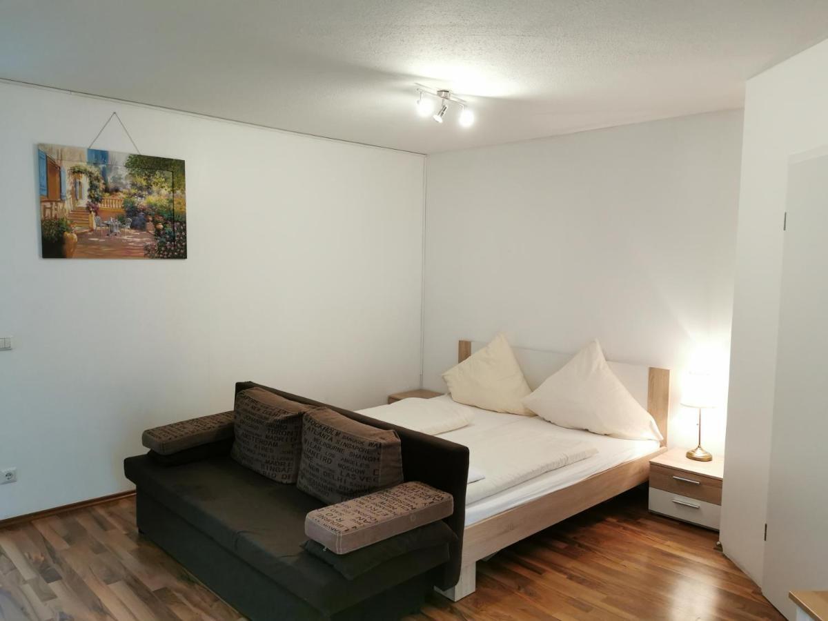 Kn Kahtan Boarding House Appartement München Buitenkant foto